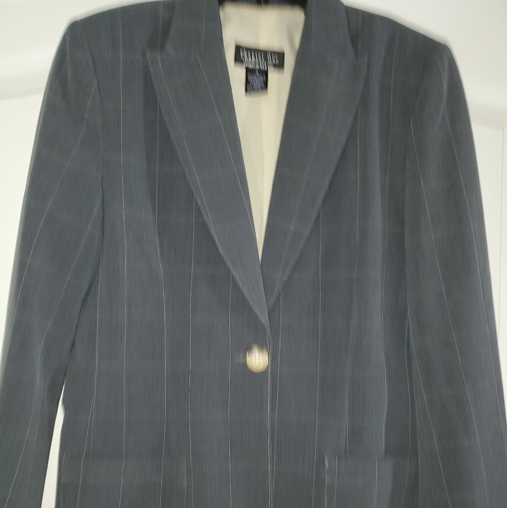 Gray 1 button blazer 2 front pockets